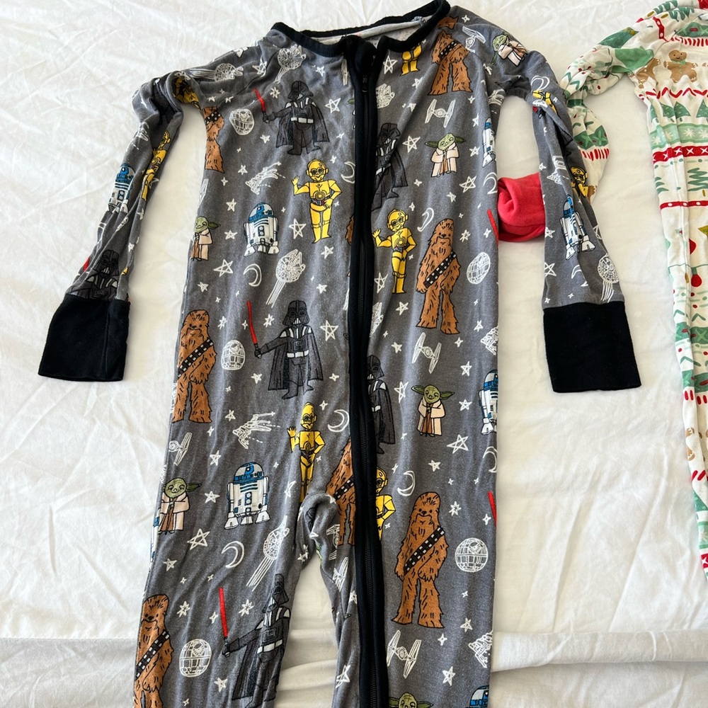 Little sleepie 18-24 month Star Wars onesies